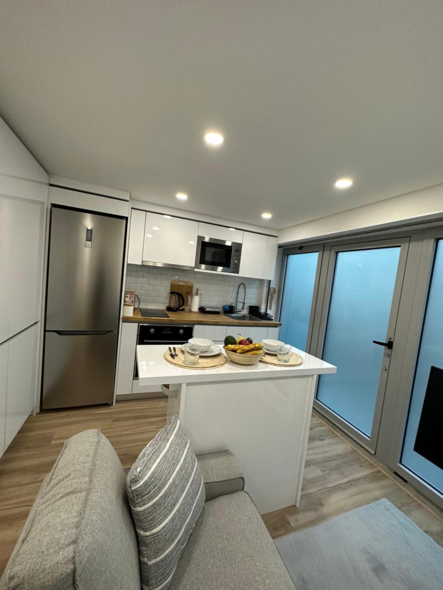 Apartament Estudio Novo - Fantastico T0 *